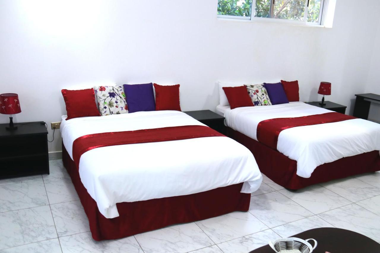 The Shoebill Nest Bed and Breakfast Kampala Esterno foto